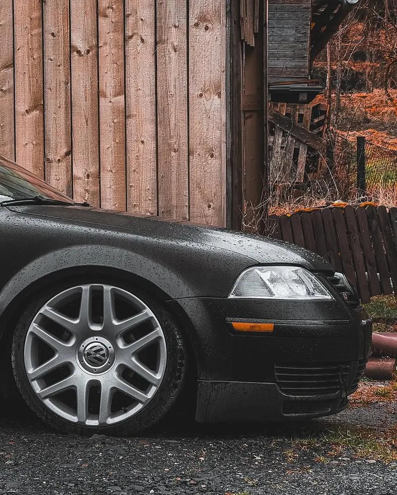 帕萨特b5翻新改装 网红老帕萨特b5改装车