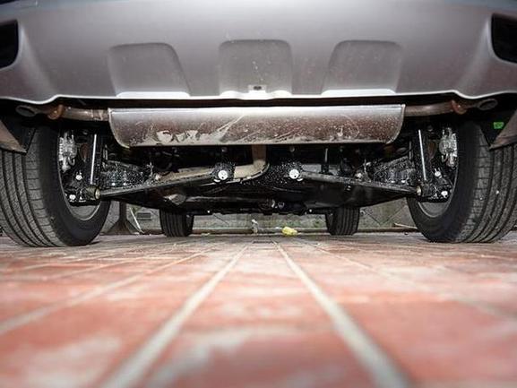 帝豪gl底盘图片 帝豪gl底盘图片及价格