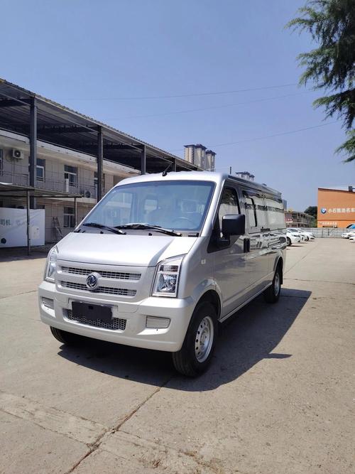 七座纯电车10万左右／七座纯电车10万左右货车