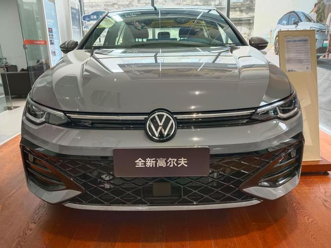 数字高尔夫报价 全新数字高尔夫试驾视频