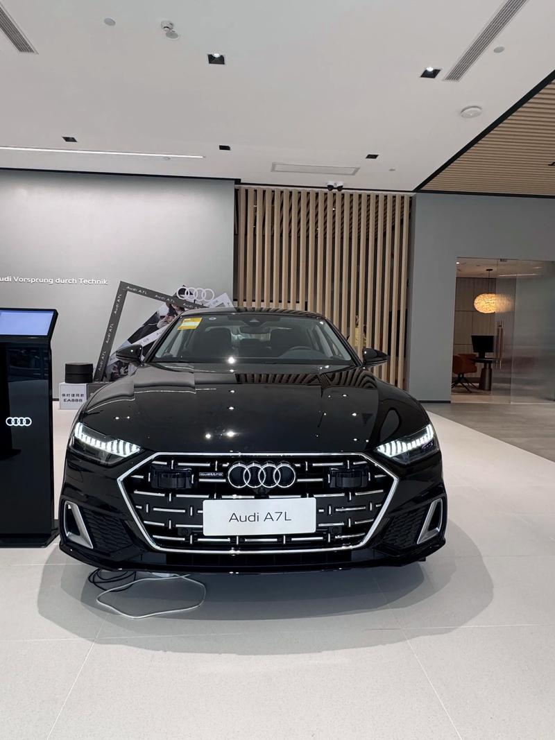 奥迪a7新款 奥迪a7新款2025款落地价