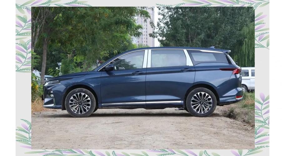 五菱凯捷2024新款6座商务车／五菱凯捷2024新款6座商务车图片