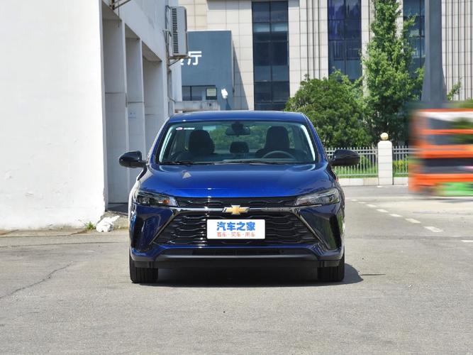 科鲁泽2022款320自动悦享天窗版／雪佛兰科鲁泽2022款320自动悦享天窗版