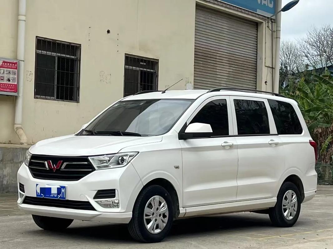 二手五菱宏光报价 求购二手五菱宏光