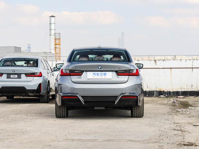 宝马纯电动汽车i3价格 bmw i3纯电动车价格