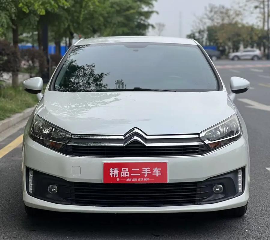 二手车东风雪铁龙价格,二手东风雪铁龙小越野图片价钱展现