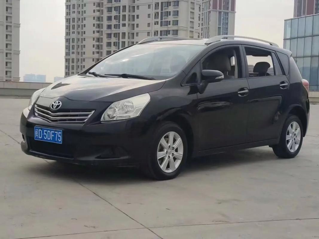 丰田逸致7座报价图片,丰田逸致mpv图片