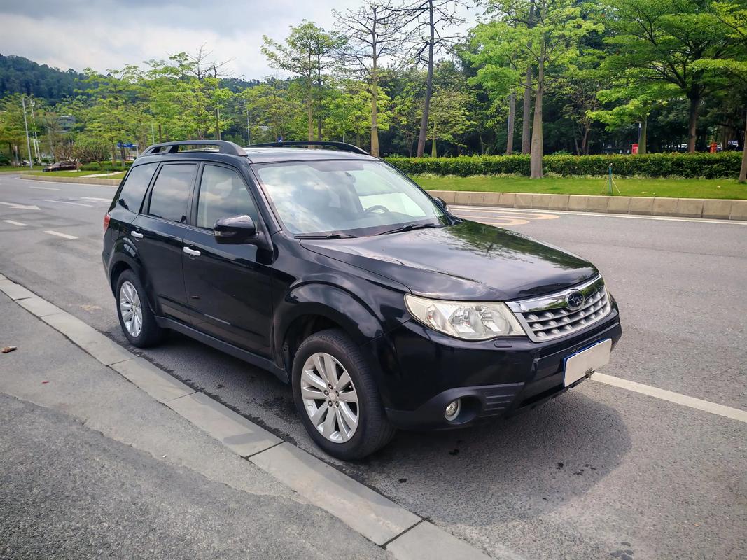 斯巴鲁森林人11款优缺点 斯巴鲁11年森林人