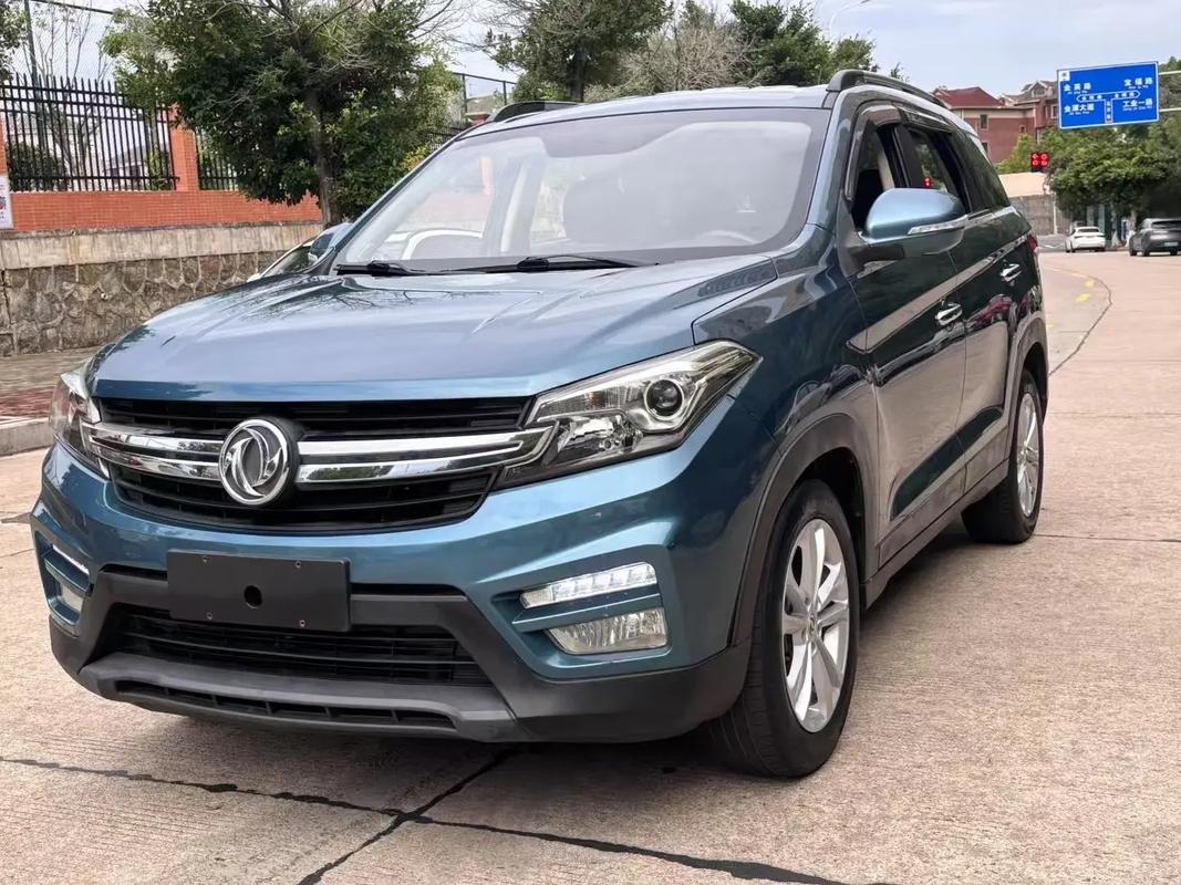 东风风光s560的图片及报价 东风风光s56015t报价