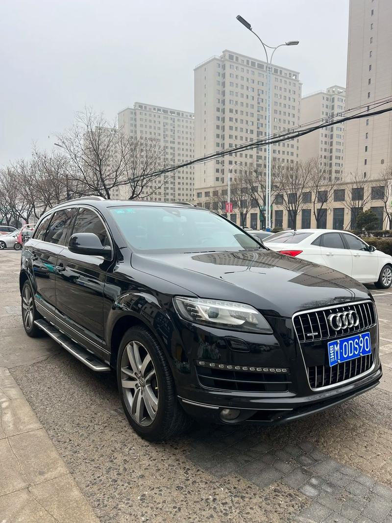 2011款奥迪q7参数配置(11款奥迪q7图片)