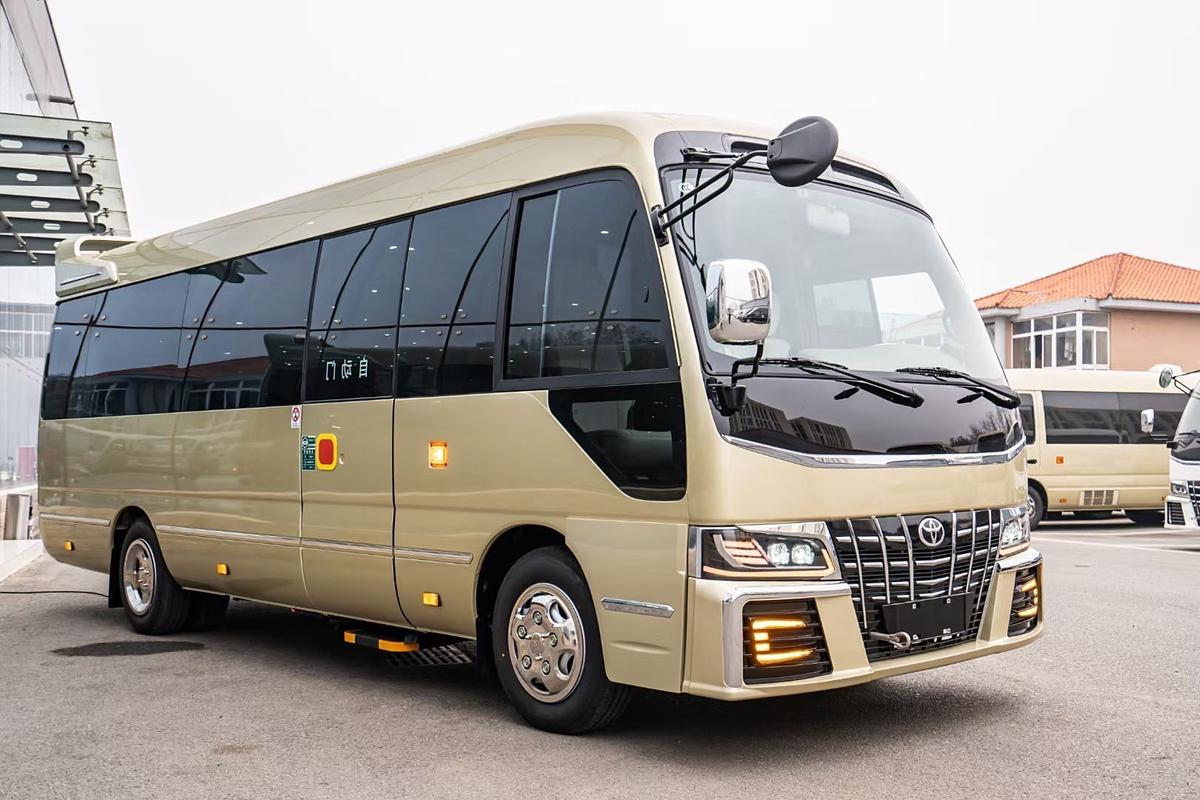 【东风考斯特中巴房车,考斯特房车使用感受】