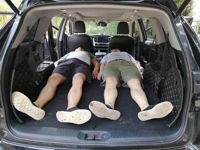 【后座放倒全平睡觉的suv,后座放倒全平睡觉的所有车型】