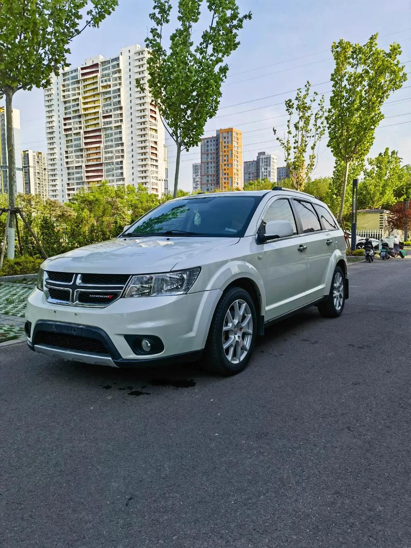 【道奇酷威这车质量怎么样,道奇酷威是哪个品牌】